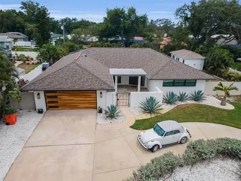 14516 Bay Hills Drive Largo FL 33774