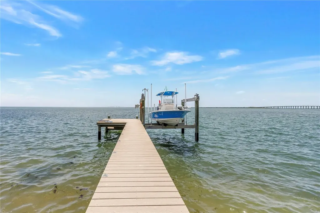 2280 Pinellas Point Drive S St Petersburg FL 33712