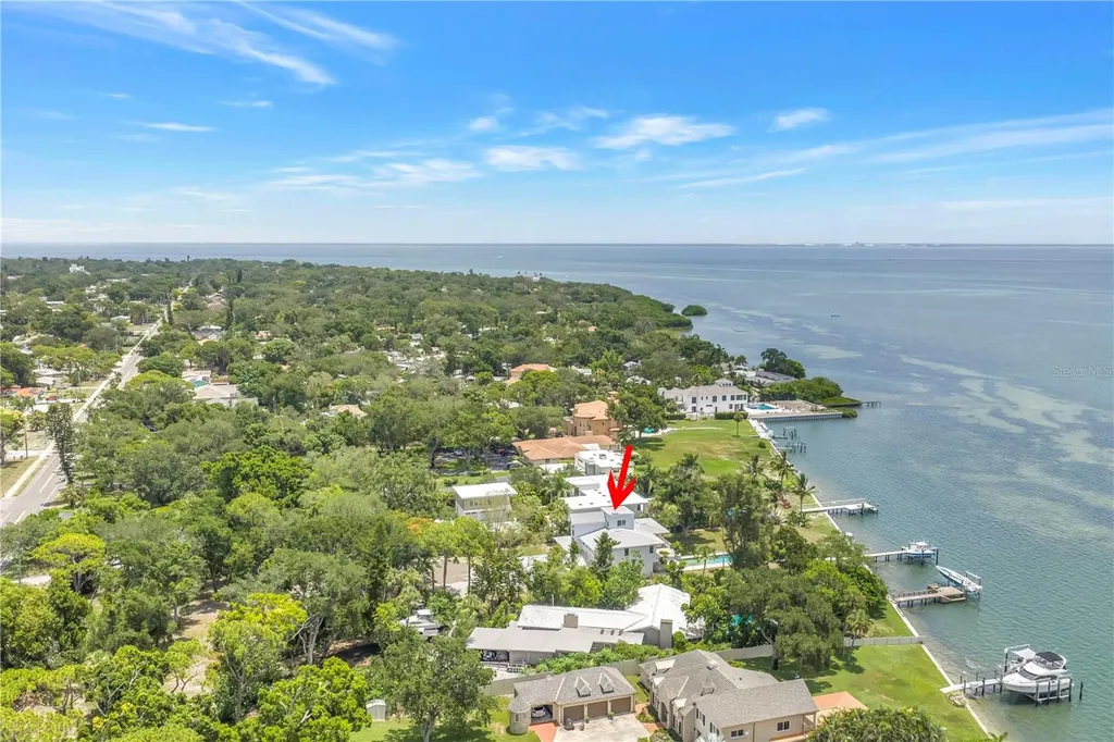 2280 Pinellas Point Drive S St Petersburg FL 33712