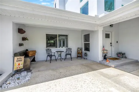 2280 Pinellas Point Drive S St Petersburg FL 33712