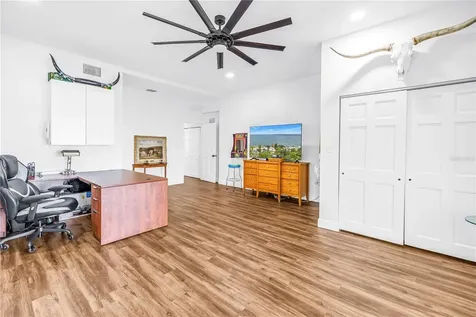 2280 Pinellas Point Drive S St Petersburg FL 33712