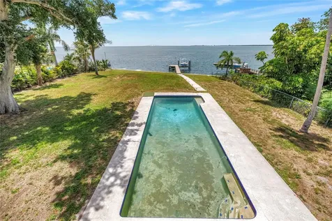 2280 Pinellas Point Drive S St Petersburg FL 33712