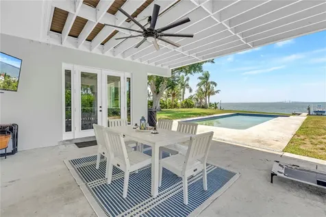 2280 Pinellas Point Drive S St Petersburg FL 33712