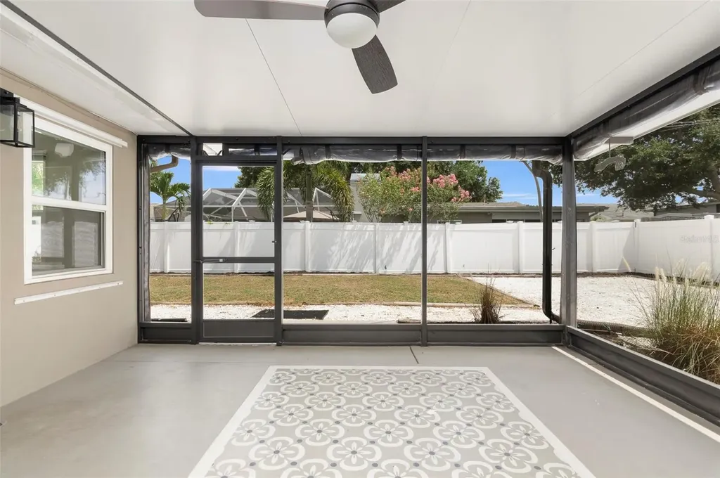 6355 23rd Avenue N St Petersburg FL 33710