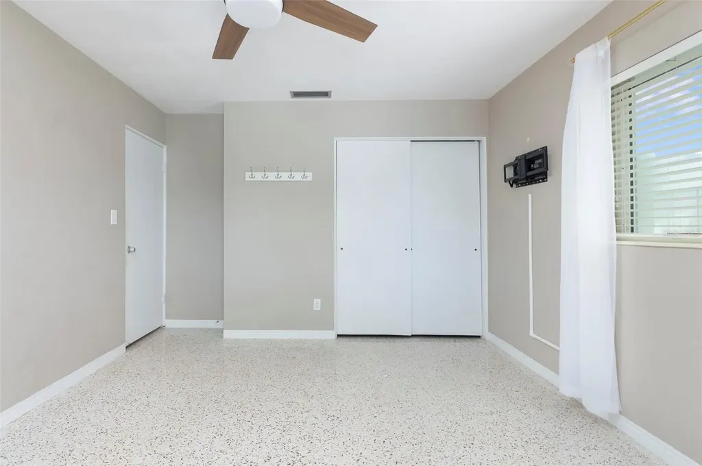 6355 23rd Avenue N St Petersburg FL 33710