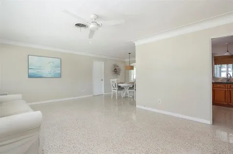 6355 23rd Avenue N St Petersburg FL 33710