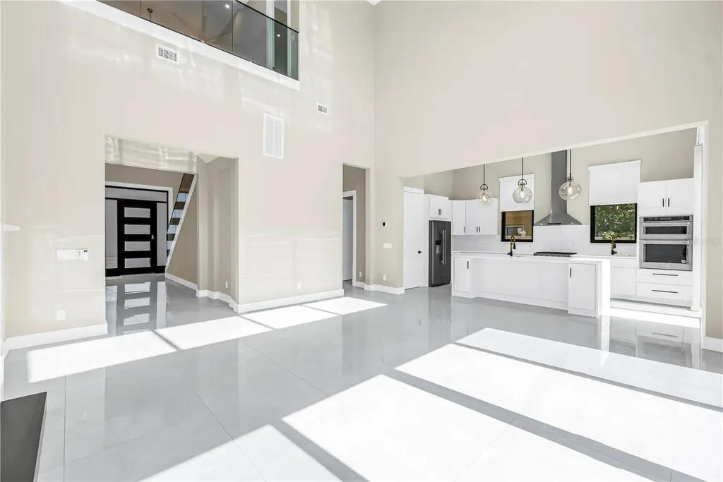 2783 67th Way N St Petersburg FL 33710