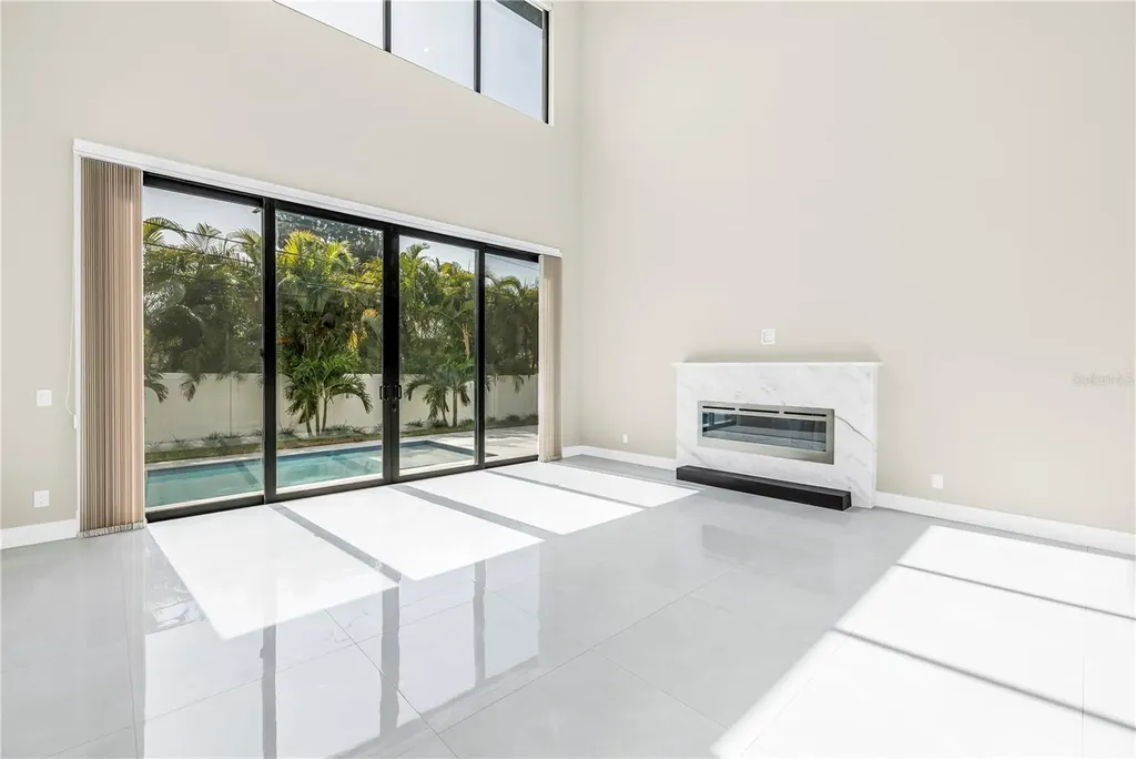 2783 67th Way N St Petersburg FL 33710