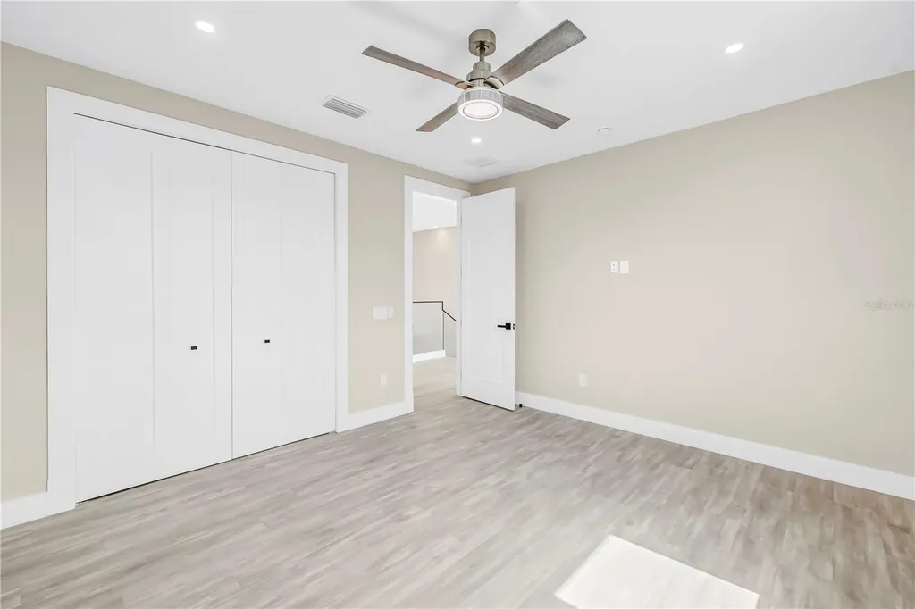 2783 67th Way N St Petersburg FL 33710