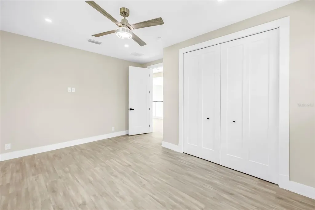 2783 67th Way N St Petersburg FL 33710