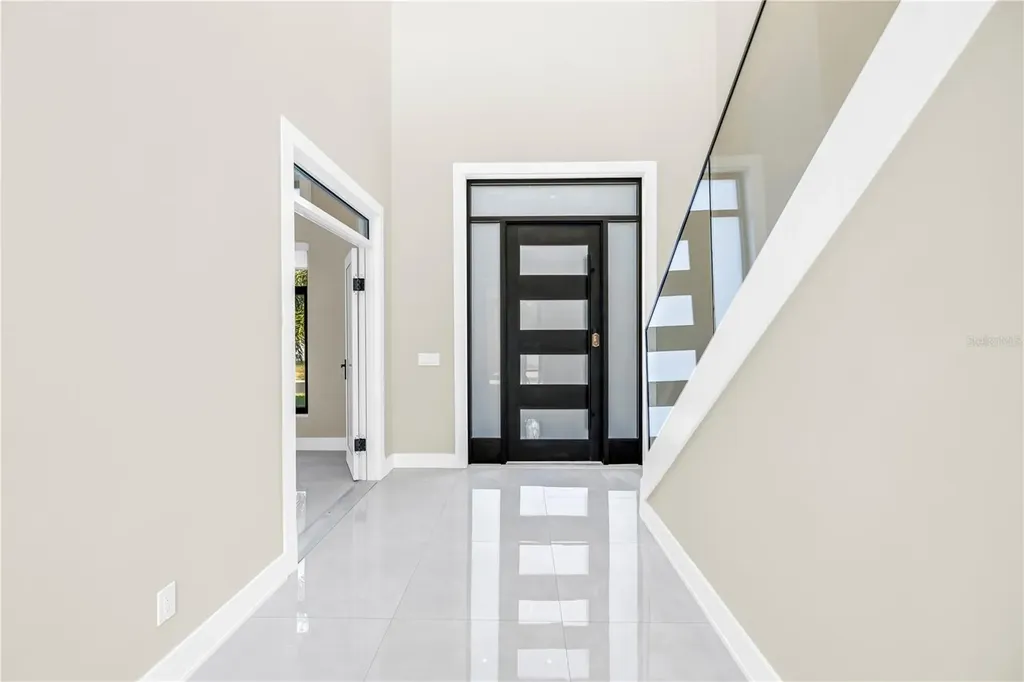 2783 67th Way N St Petersburg FL 33710