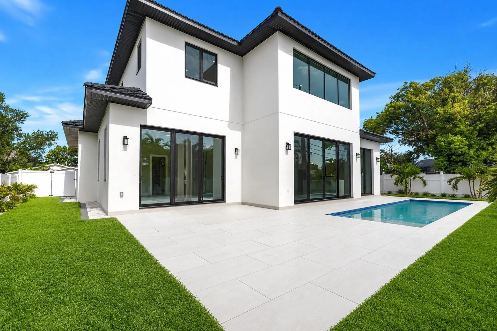 2783 67th Way N St Petersburg FL 33710