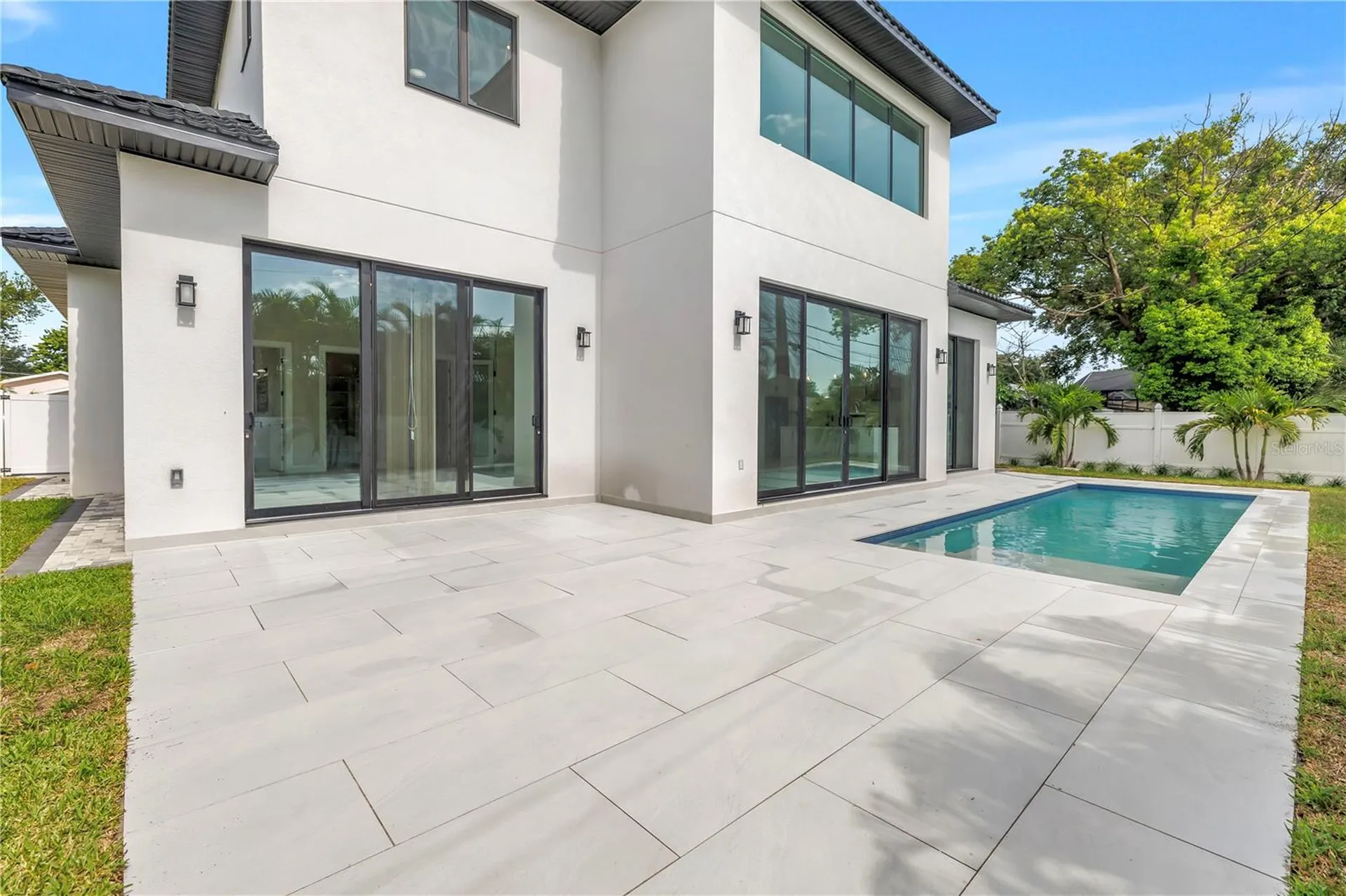 2783 67th Way N St Petersburg FL 33710