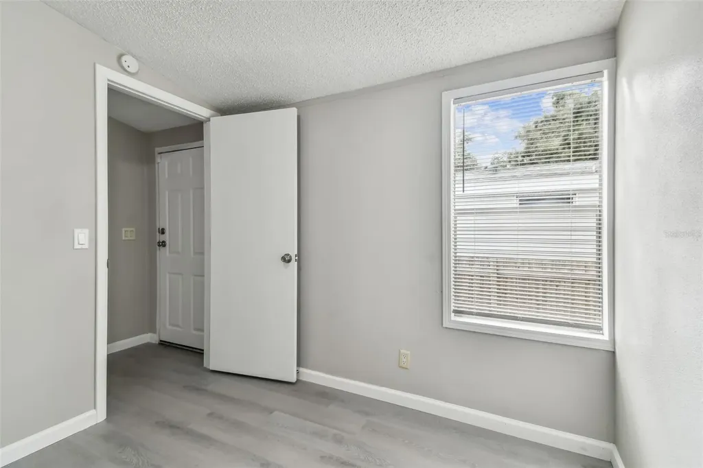 10607 Bay Hills Circle Thonotosassa FL 33592