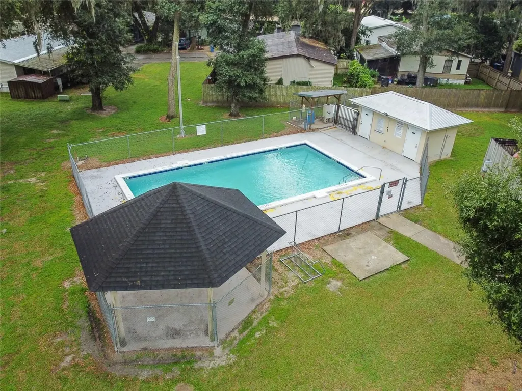 10607 Bay Hills Circle Thonotosassa FL 33592