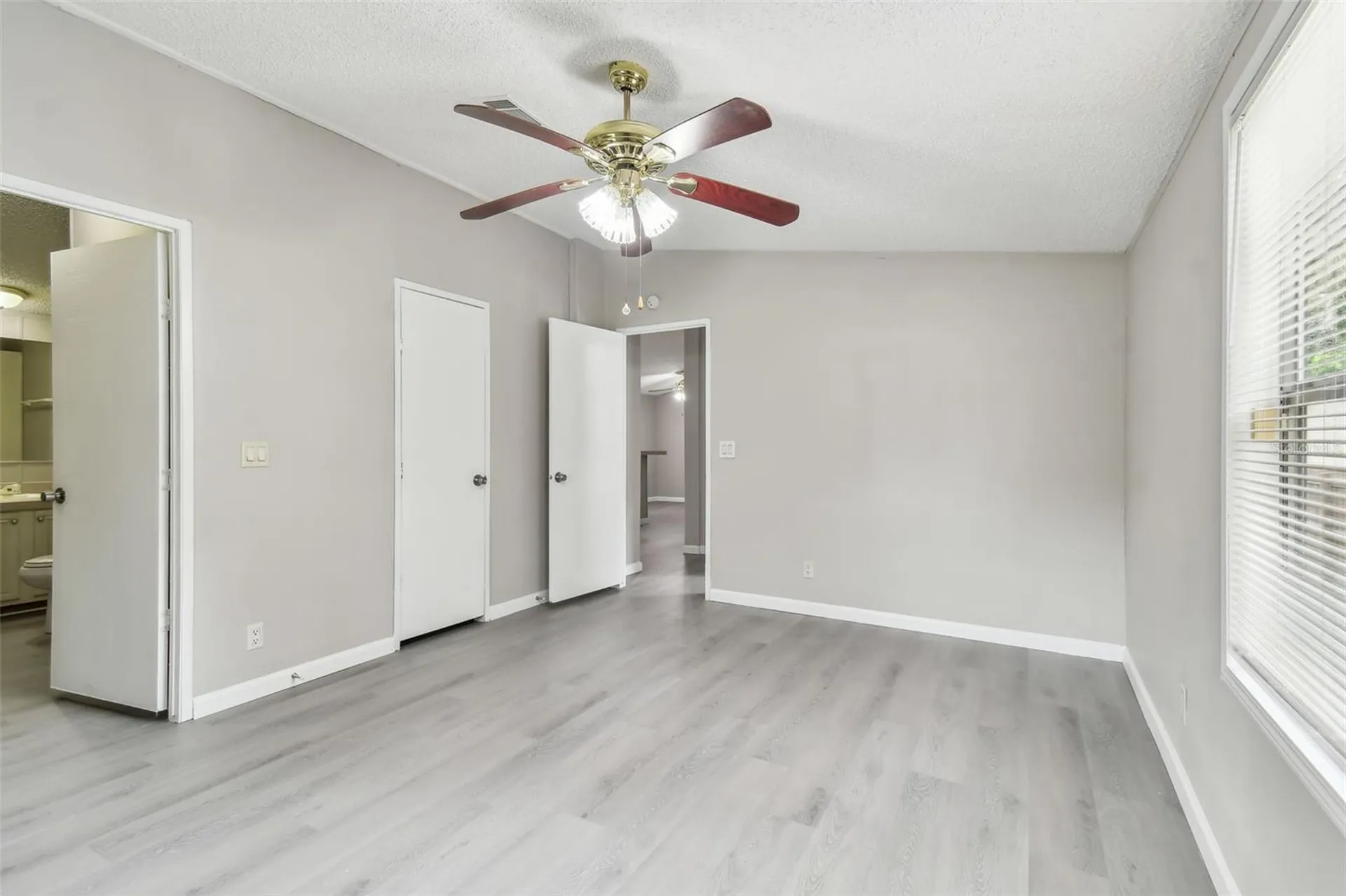 10607 Bay Hills Circle Thonotosassa FL 33592