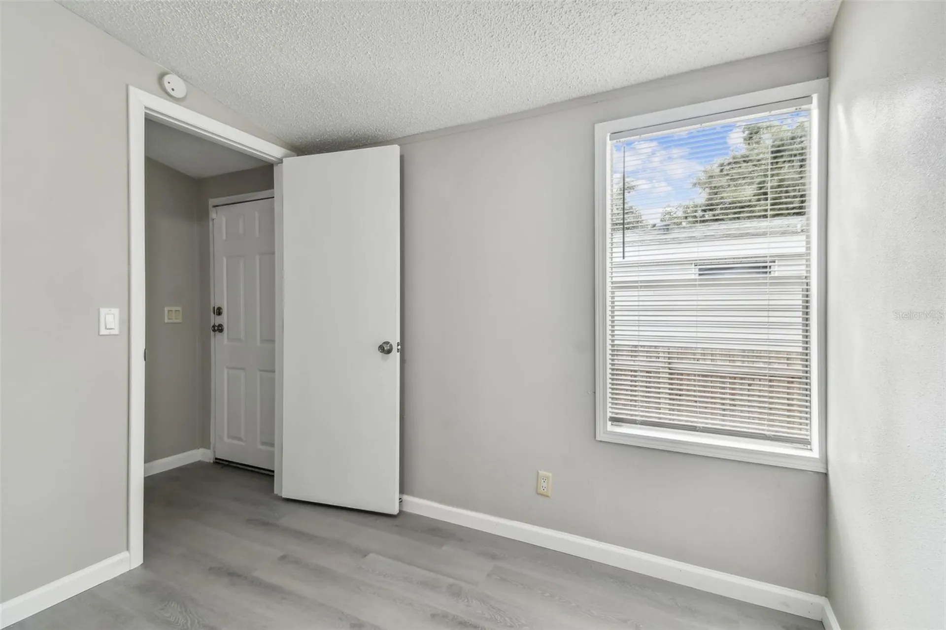 10607 Bay Hills Circle Thonotosassa FL 33592