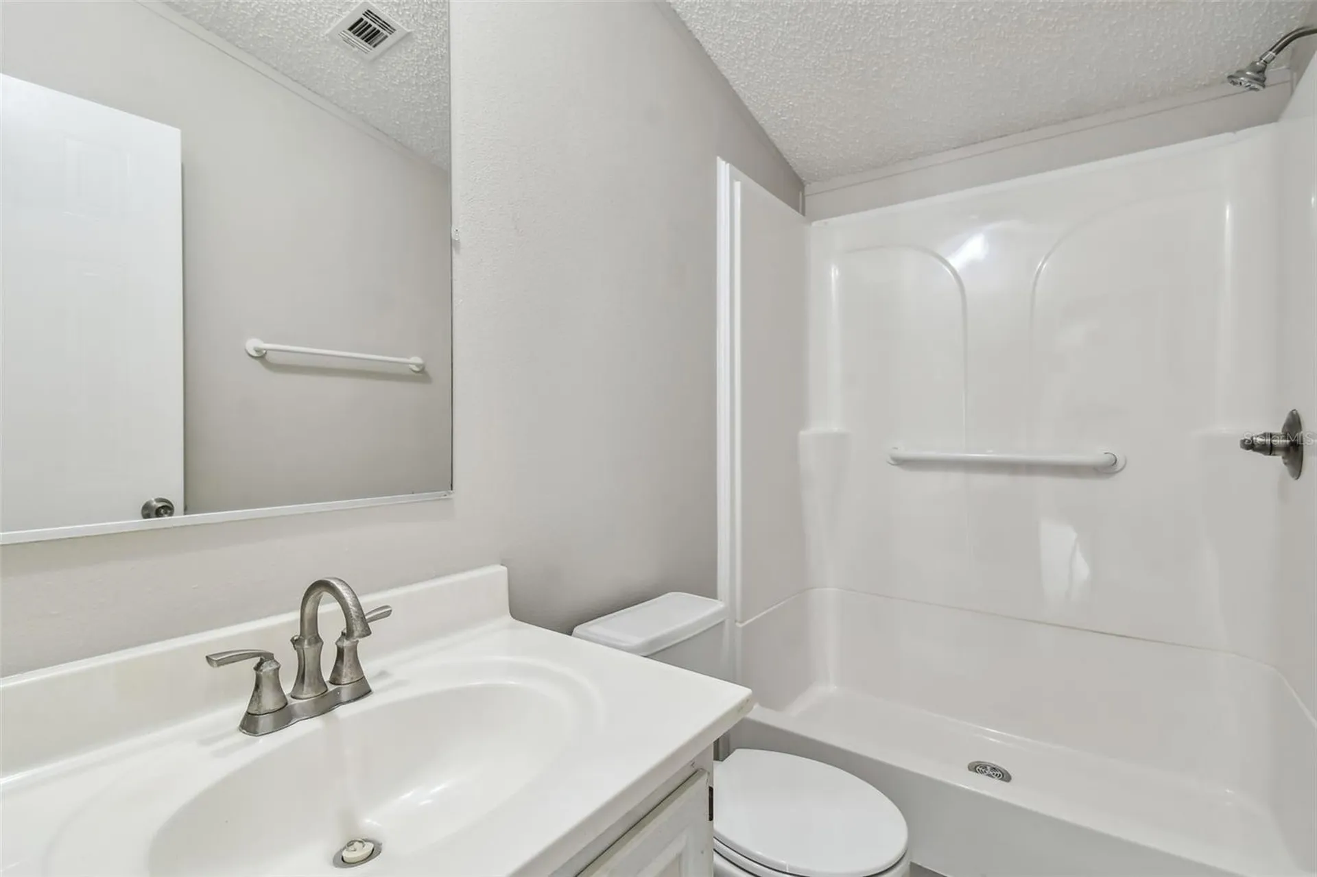 10607 Bay Hills Circle Thonotosassa FL 33592