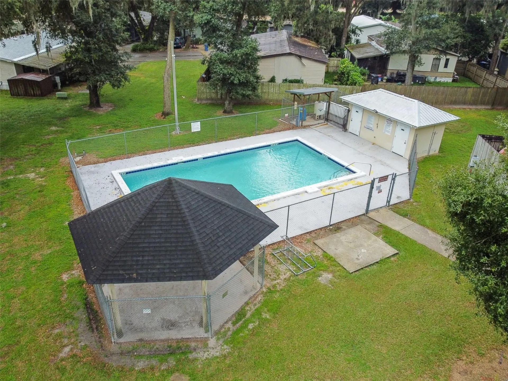 10607 Bay Hills Circle Thonotosassa FL 33592