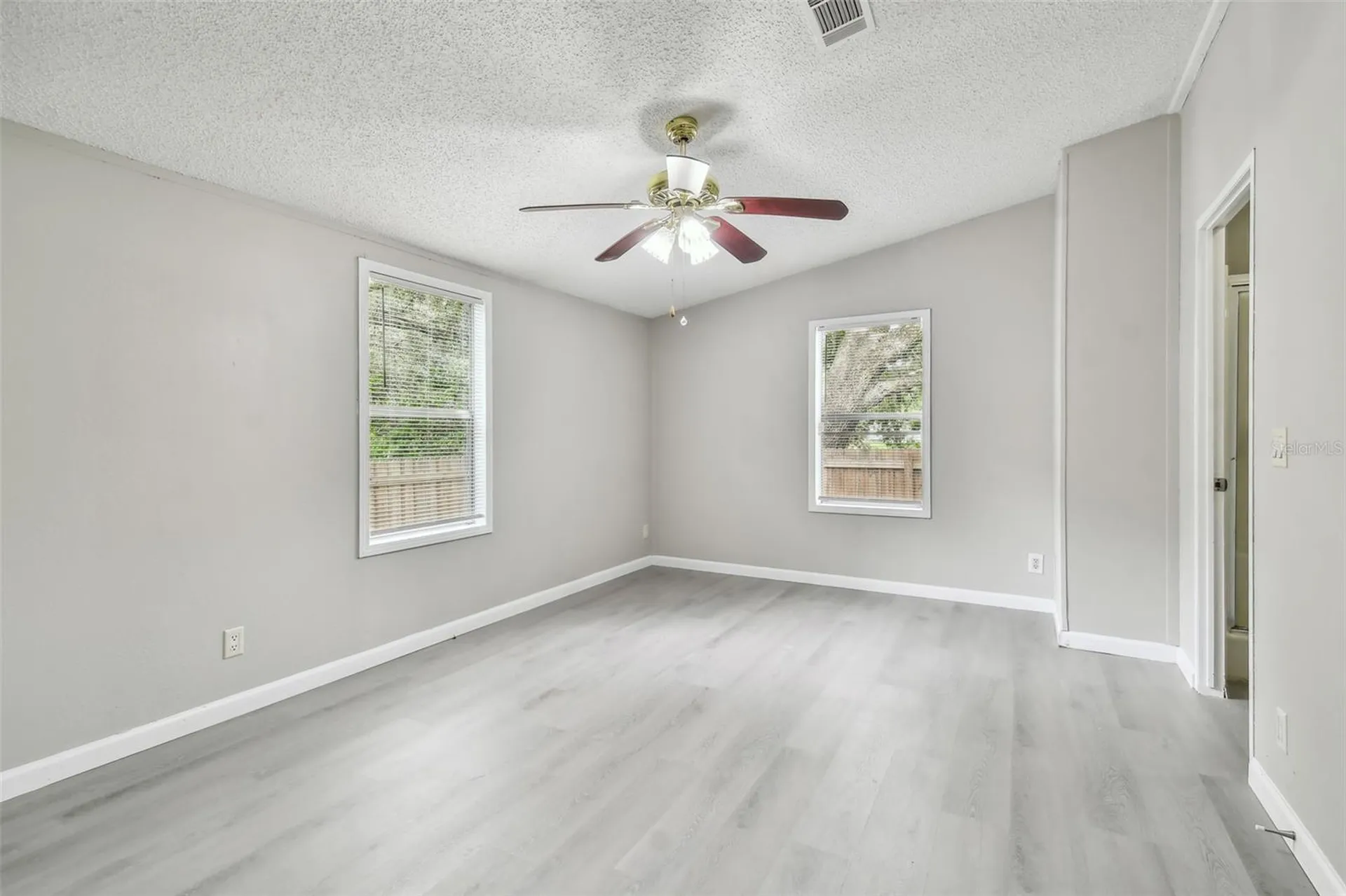 10607 Bay Hills Circle Thonotosassa FL 33592