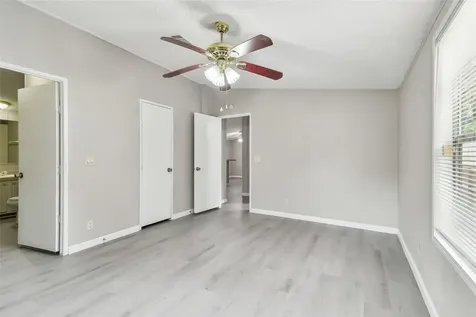 10607 Bay Hills Circle Thonotosassa FL 33592