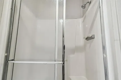 10607 Bay Hills Circle Thonotosassa FL 33592