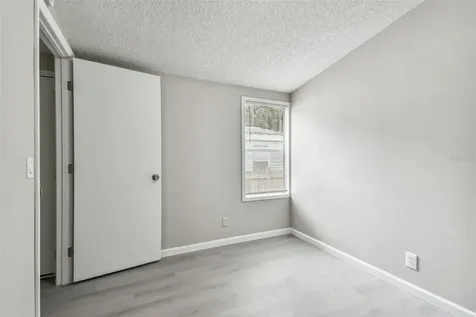 10607 Bay Hills Circle Thonotosassa FL 33592