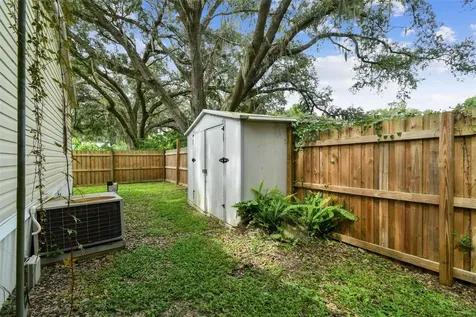 10607 Bay Hills Circle Thonotosassa FL 33592