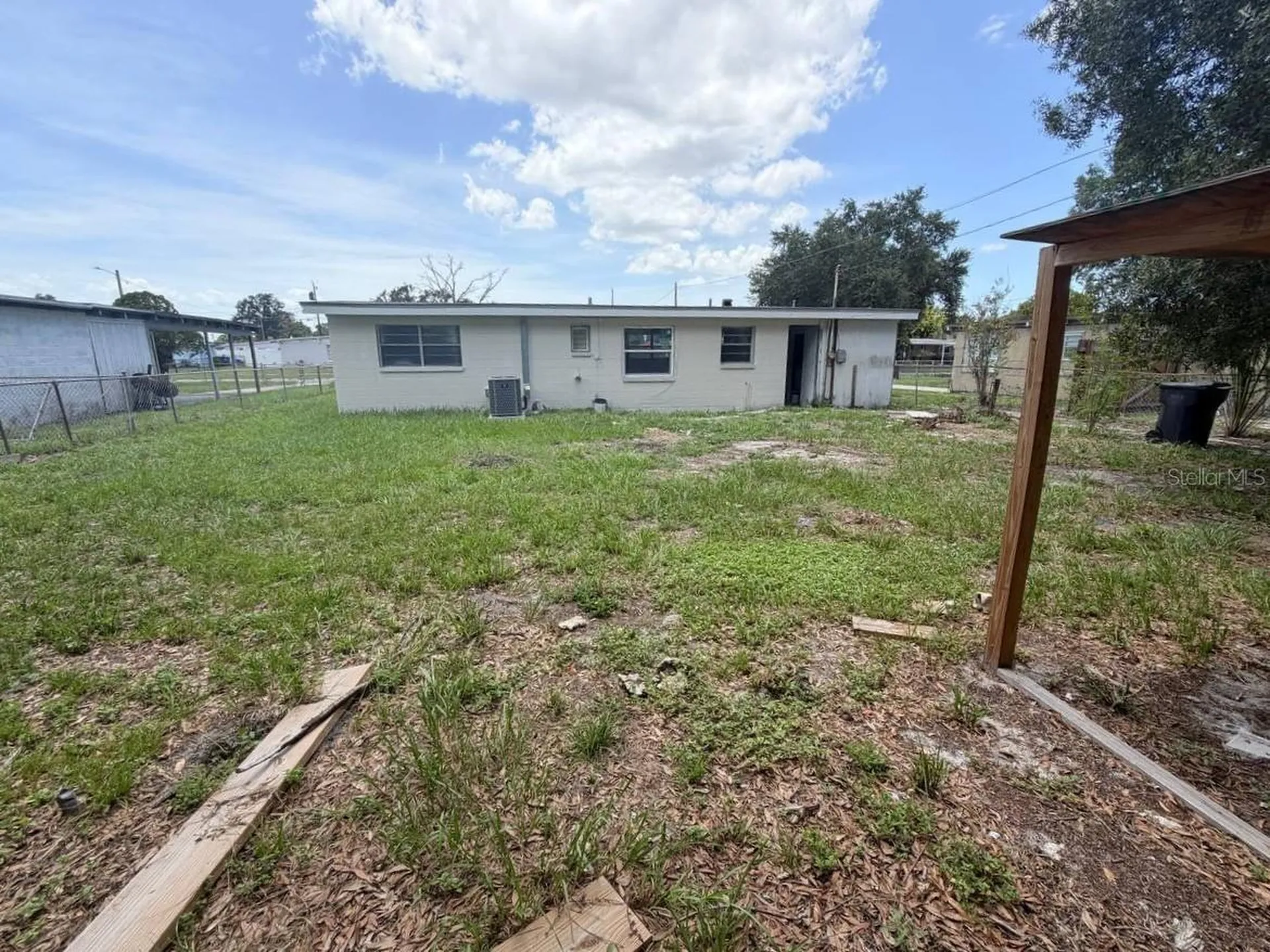 1310 Warrington Way Tampa FL 33619