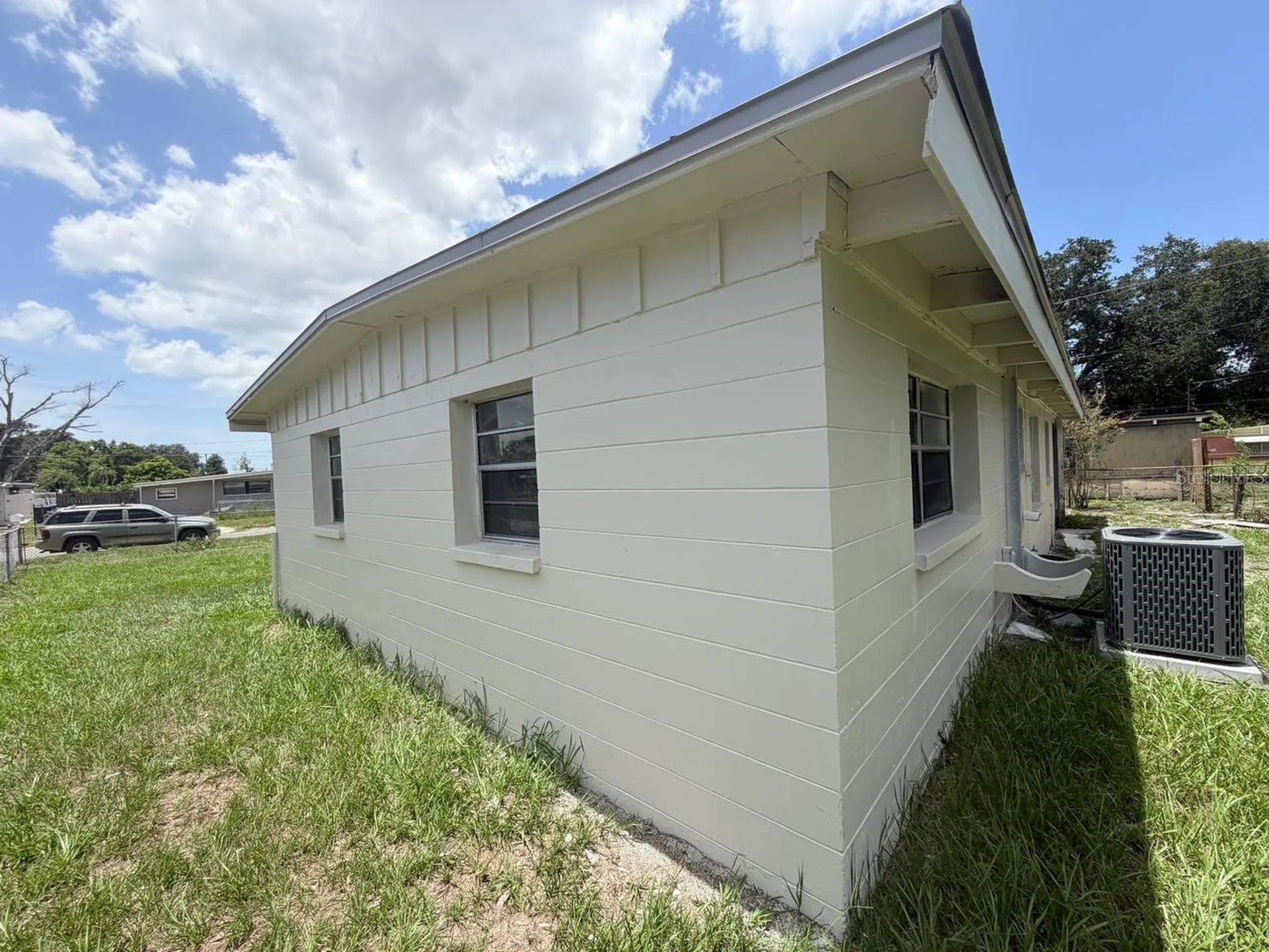1310 Warrington Way Tampa FL 33619