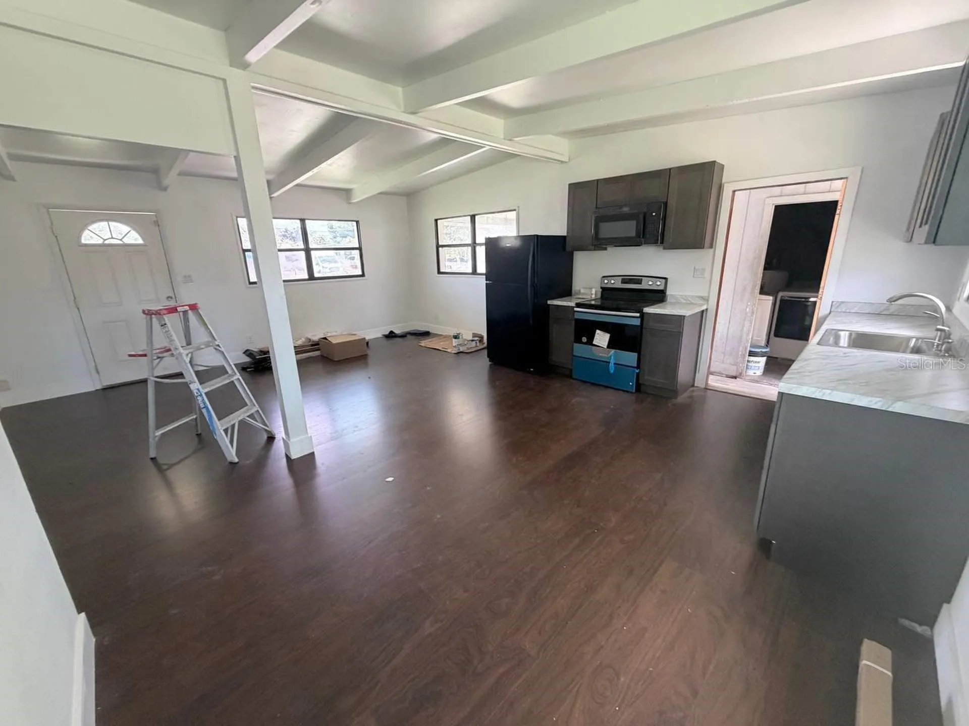 1310 Warrington Way Tampa FL 33619