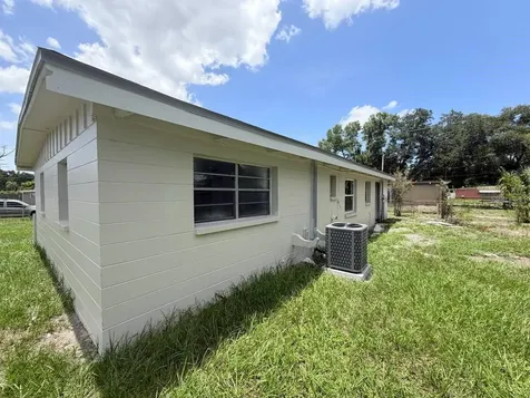 1310 Warrington Way Tampa FL 33619
