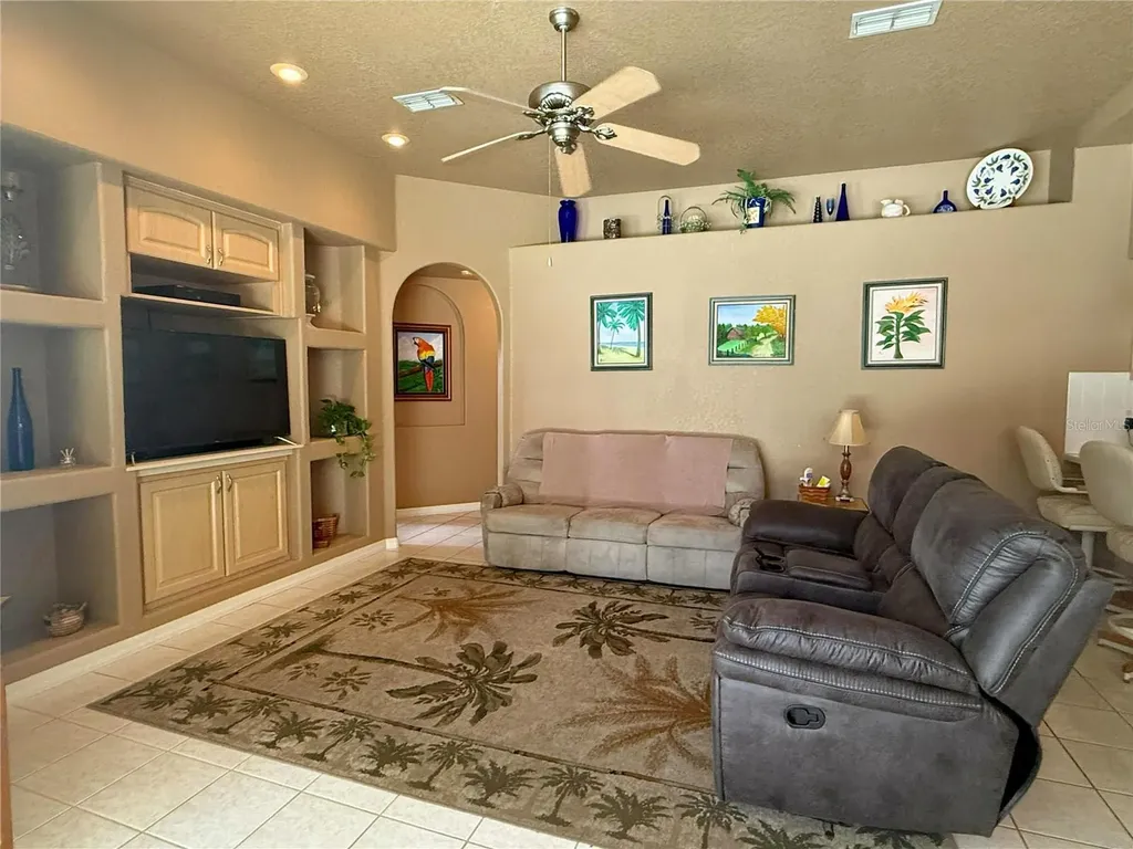 7552 River Country Drive Weeki Wachee FL 34607