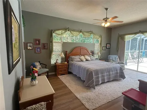 7552 River Country Drive Weeki Wachee FL 34607