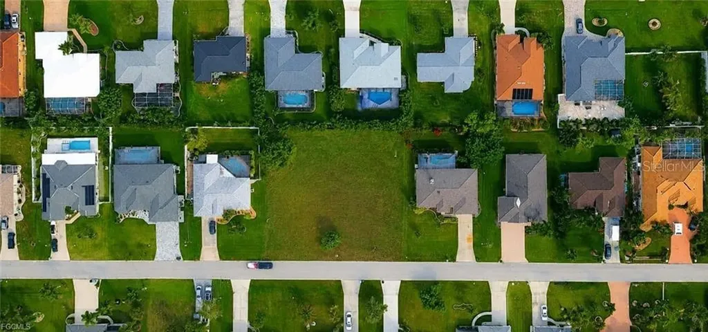 1825 SW 47th Terrace Cape Coral FL 33914