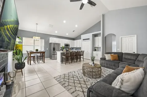 961 Marisa Lane Kissimmee FL 34744