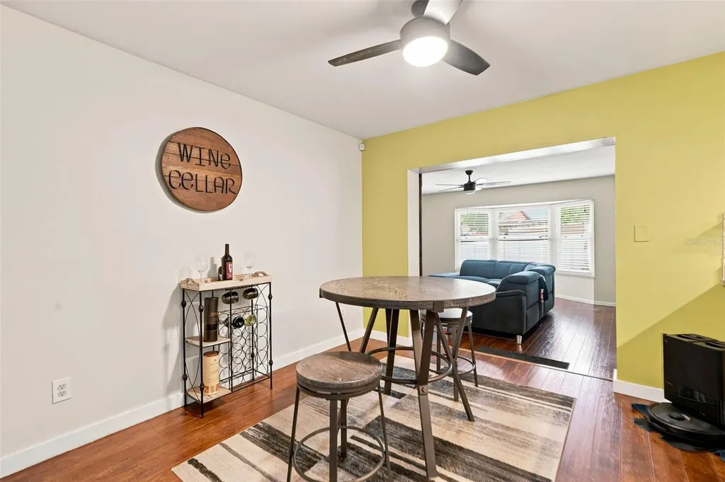 1901 E Diana Street Tampa FL 33610