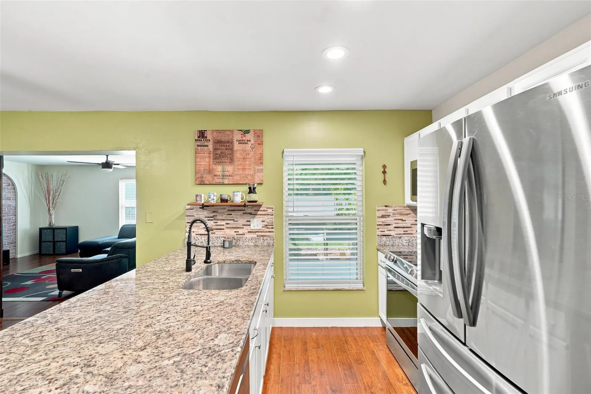 1901 E Diana Street Tampa FL 33610