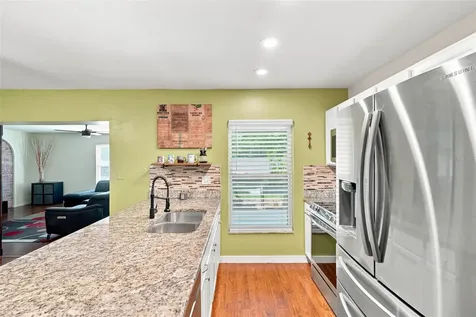 1901 E Diana Street Tampa FL 33610