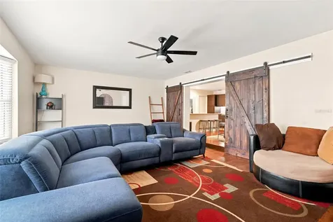 1901 E Diana Street Tampa FL 33610