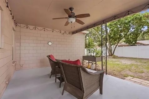1901 E Diana Street Tampa FL 33610