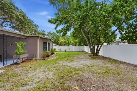 1901 E Diana Street Tampa FL 33610