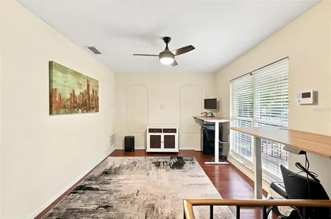 1901 E Diana Street Tampa FL 33610