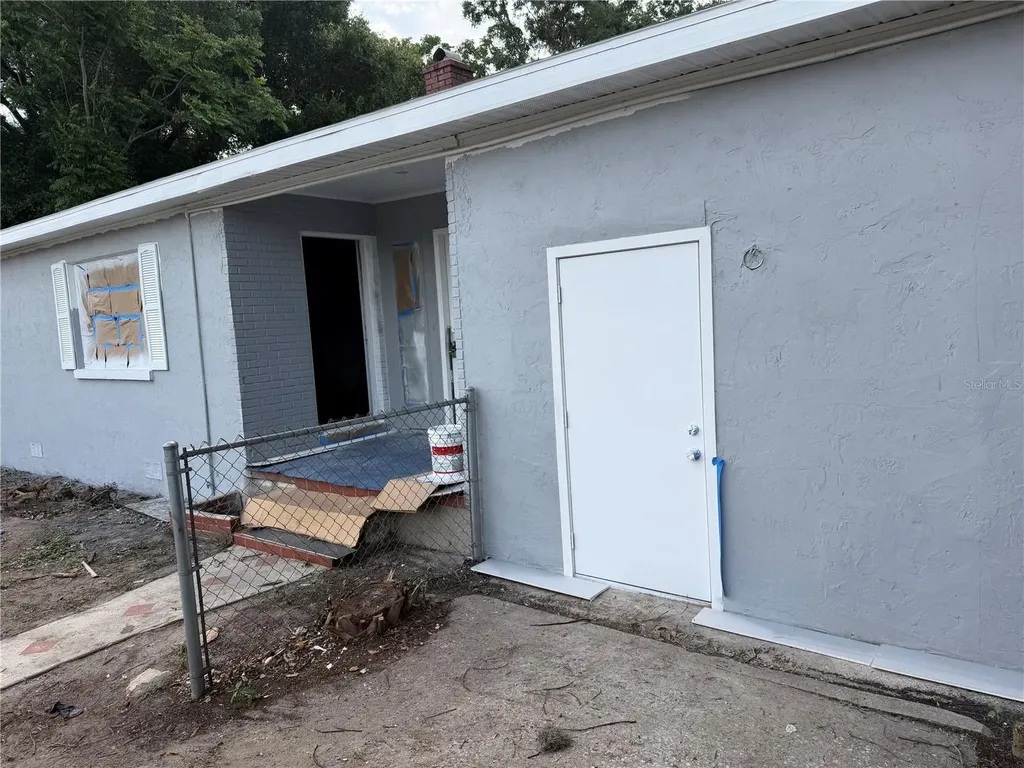 6044 SE Agnew Road Belleview FL 34420