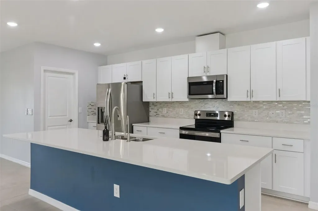 309 Citrine Loop Kissimmee FL 34758