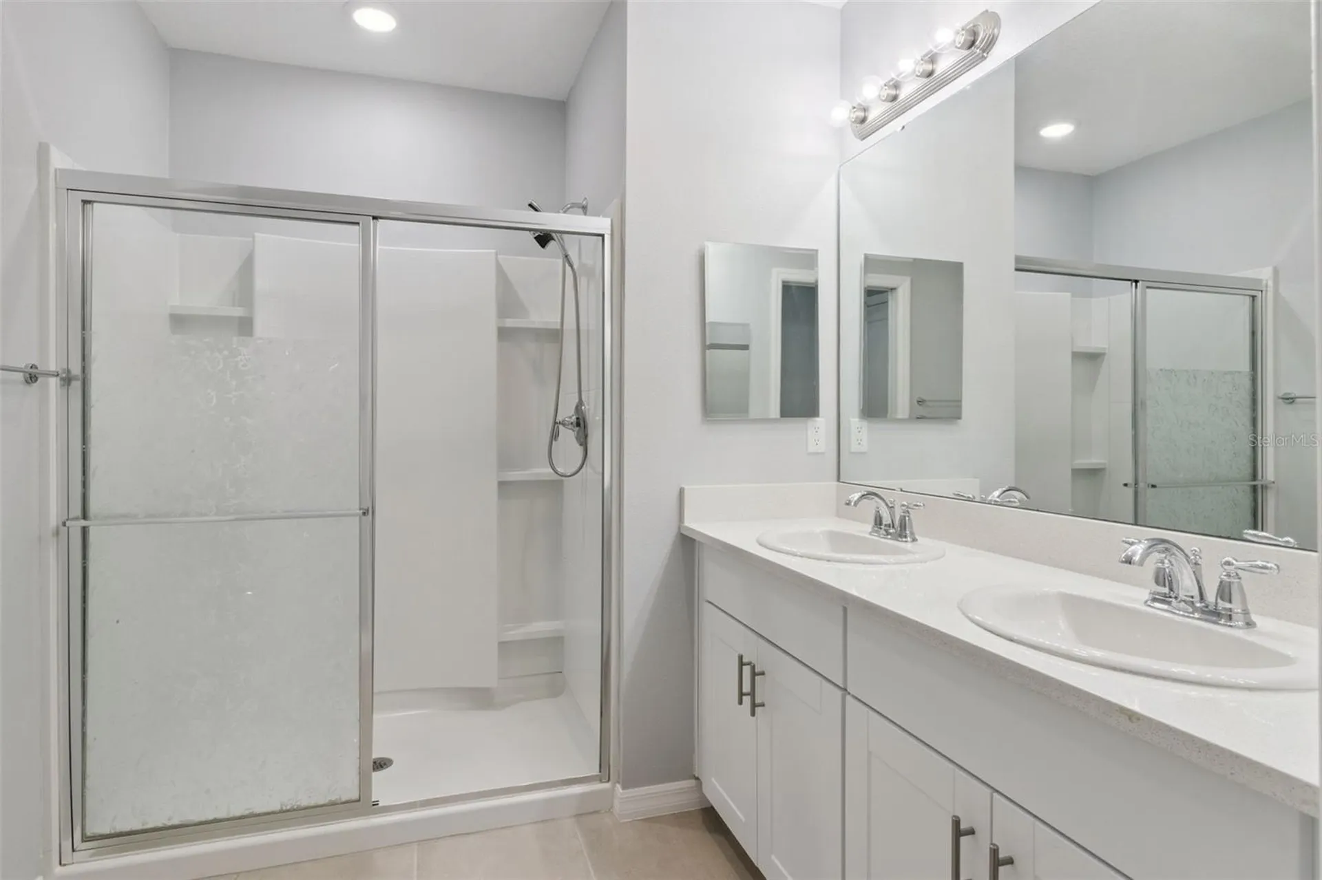 309 Citrine Loop Kissimmee FL 34758