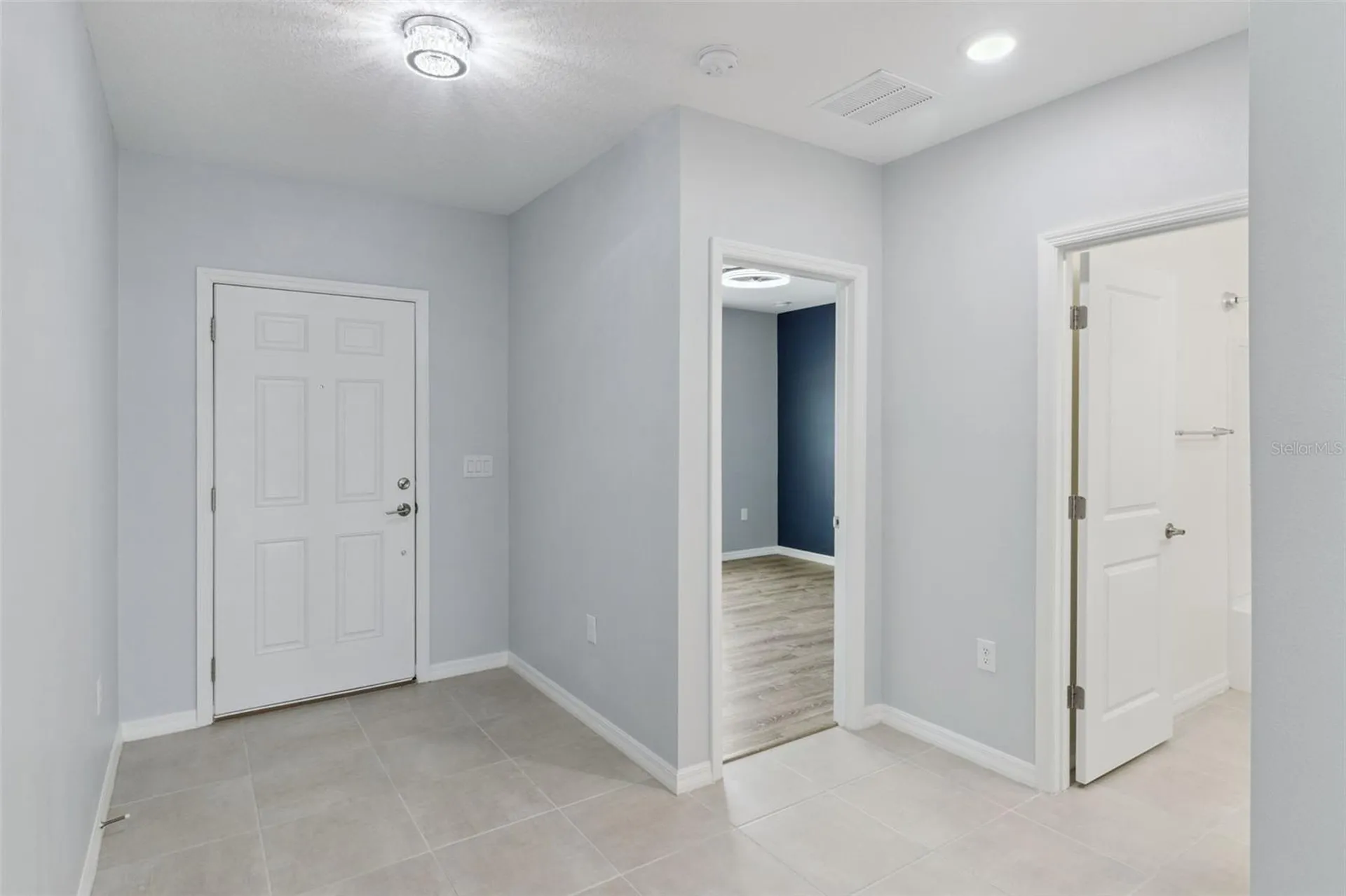 309 Citrine Loop Kissimmee FL 34758