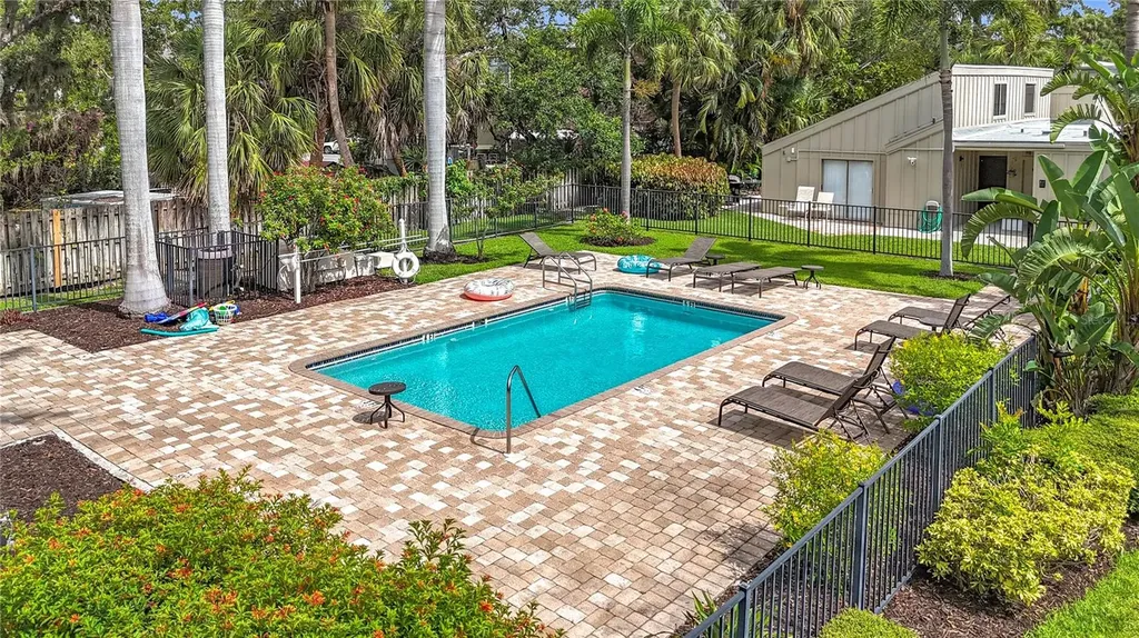 2220 Bahia Vista Street Sarasota FL 34239