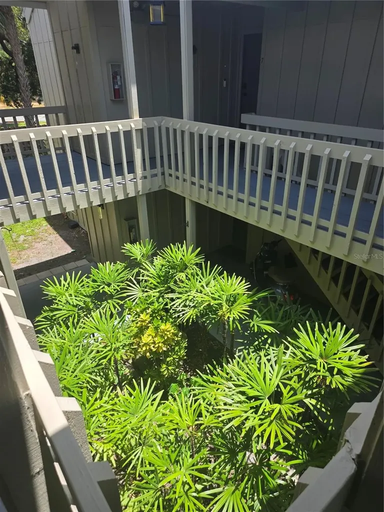 2220 Bahia Vista Street Sarasota FL 34239