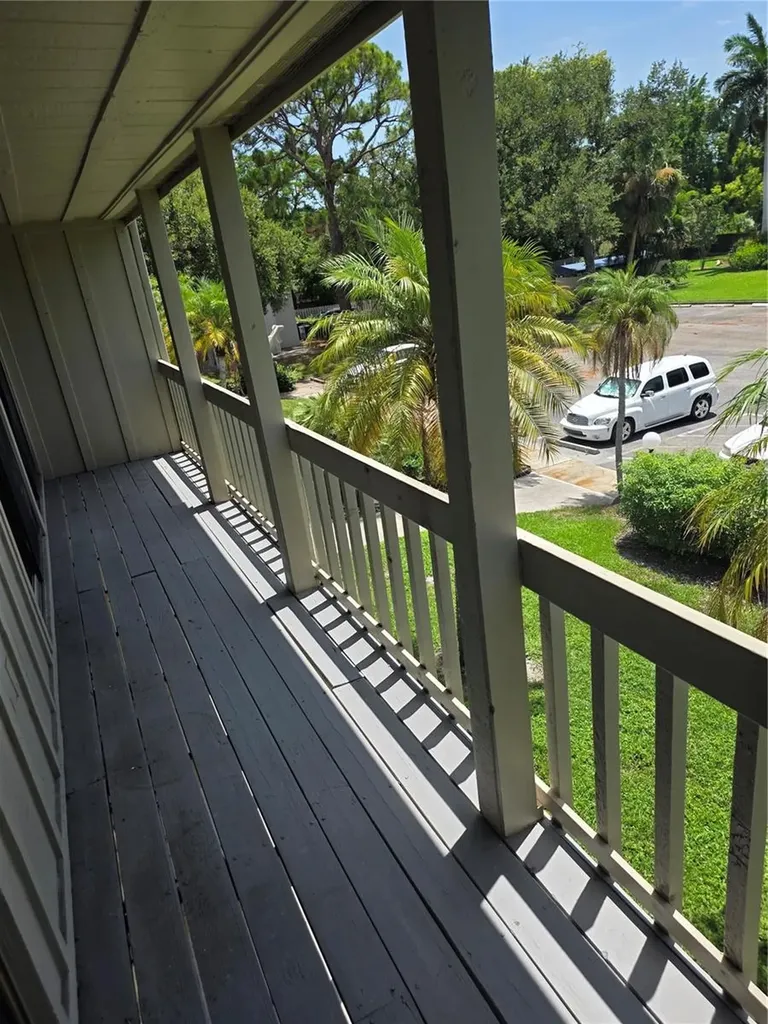 2220 Bahia Vista Street Sarasota FL 34239